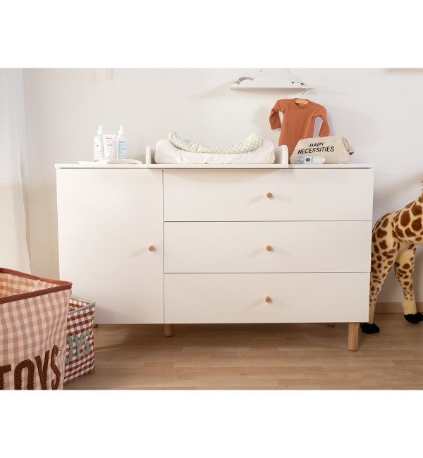 Wonder White Childhome Chest of Drawer and Changing Table